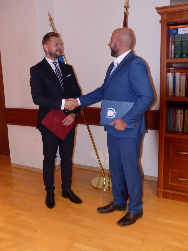 Spolupráca s Právnickou fakultou UMB