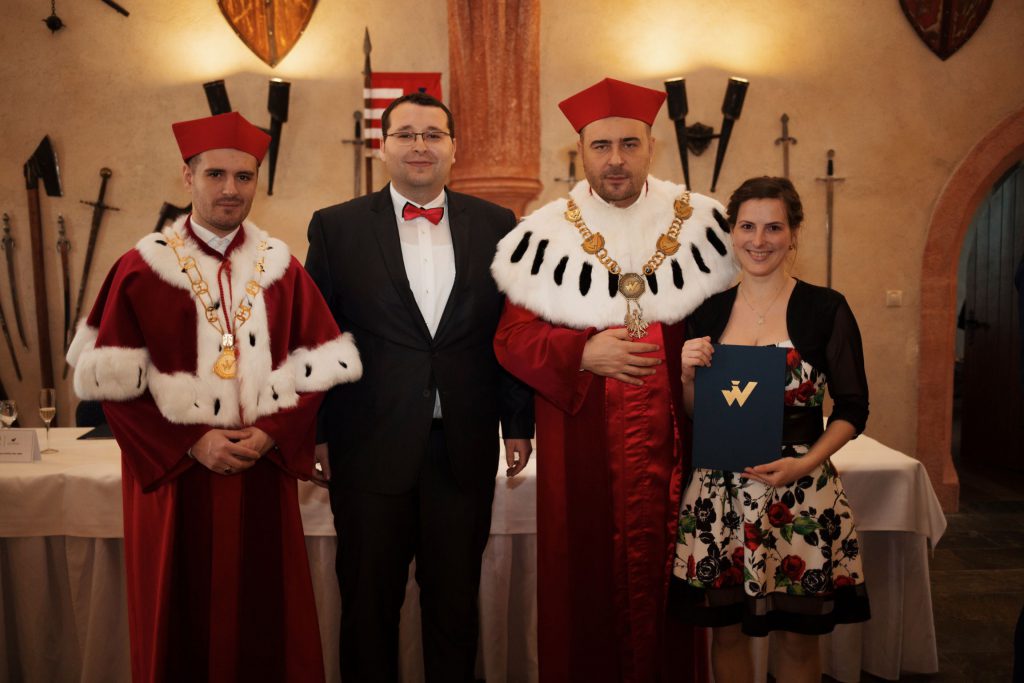 Promočný akt absolventov