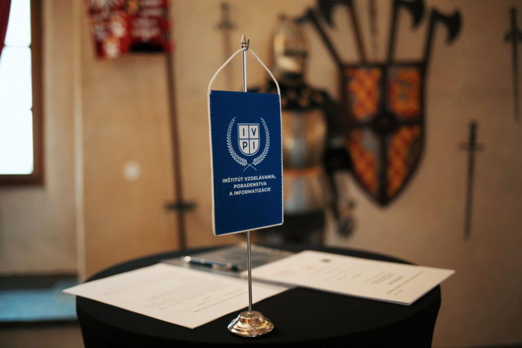 Promočný akt absolventov