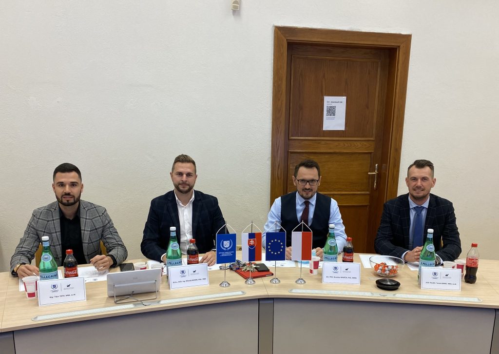 Obhajoby záverečných prác