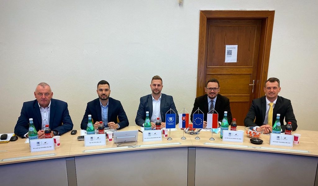 Obhajoby záverečných prác