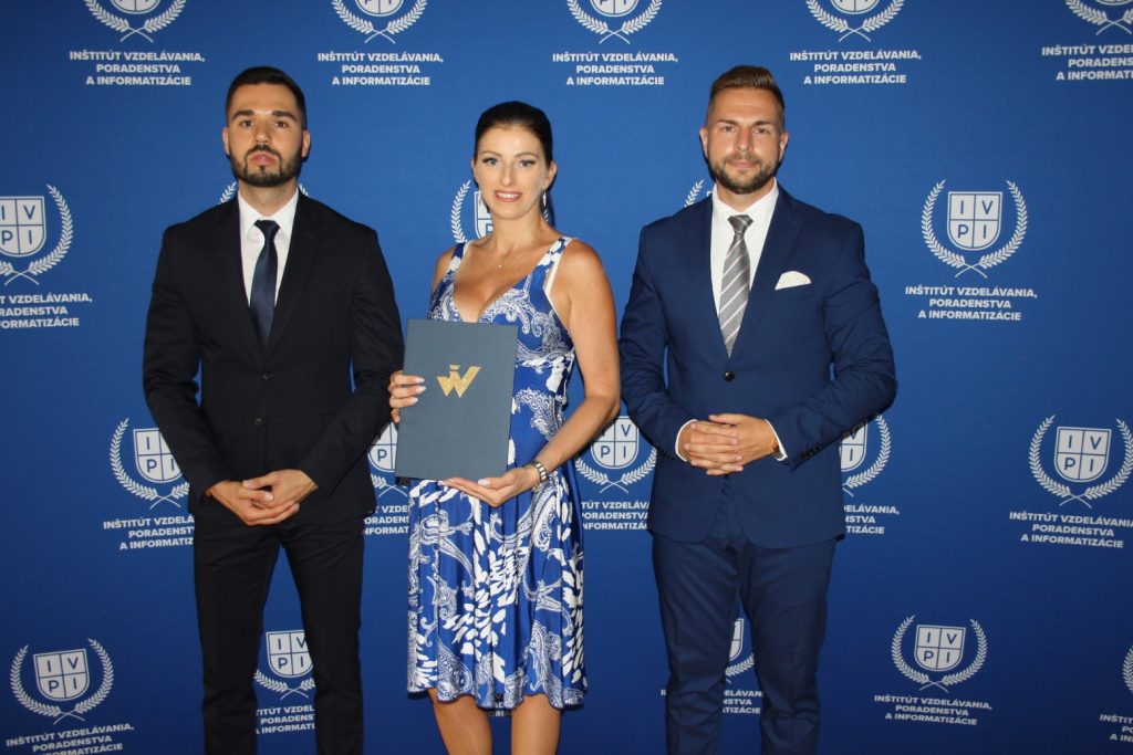 Odovzdávanie certifikátov