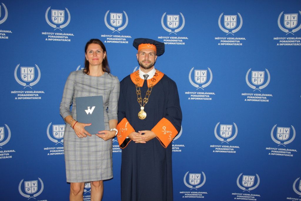 Odovzdávanie certifikátov