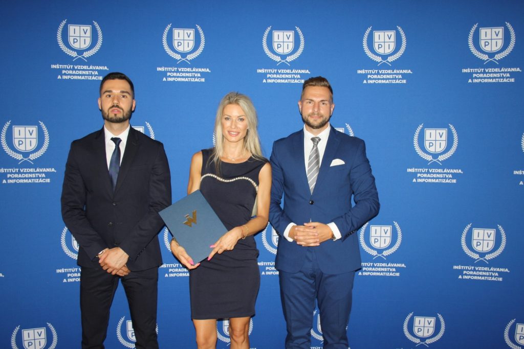 Odovzdávanie certifikátov