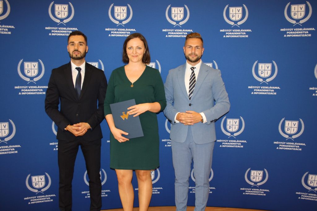 Odovzdávanie certifikátov