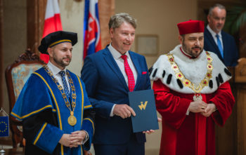 Promočný akt absolventov