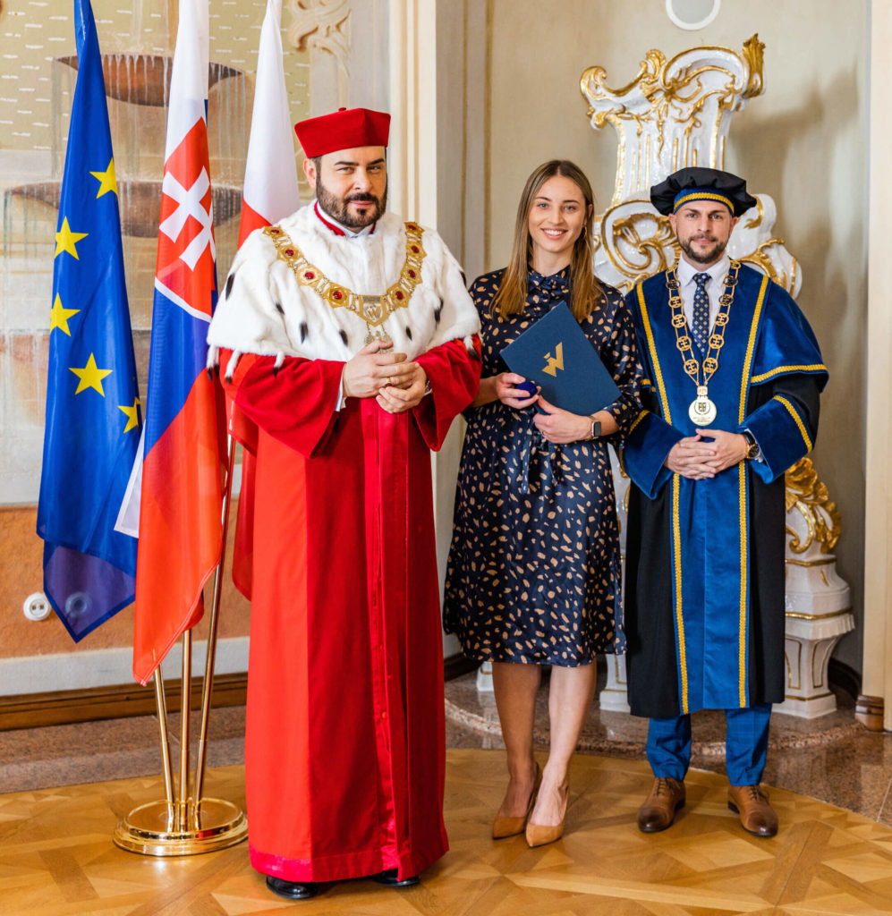 Promočný akt absolventov