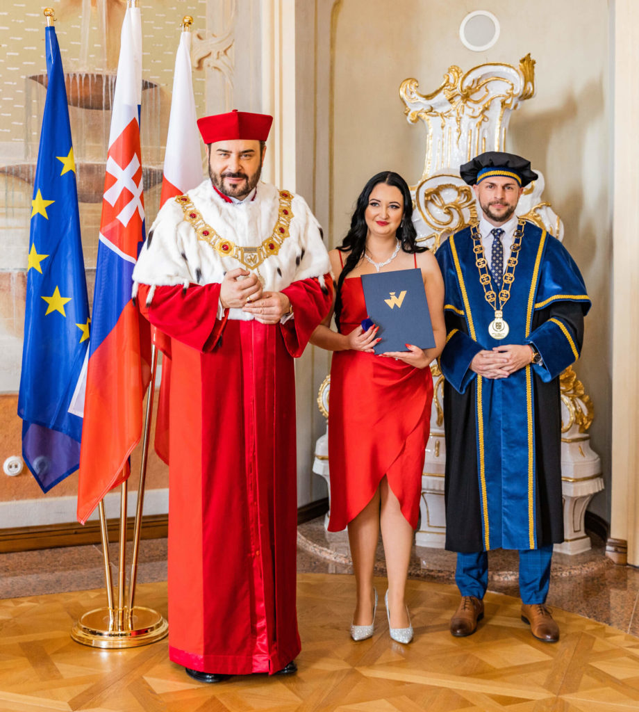 Promočný akt absolventov