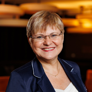 MUDr. Monika Palušková, PhD., MPH, MBA, LL.M.