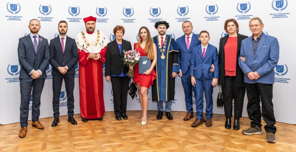 Promočný akt absolventov