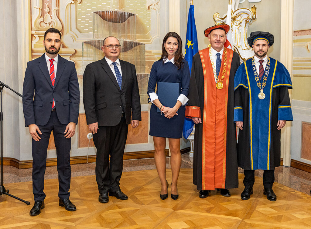 Promočný akt absolventov